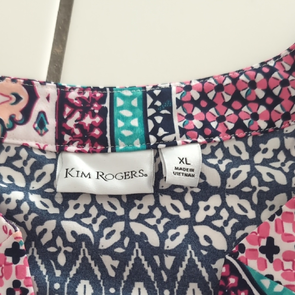 Kim Rogers Multicolor Geometric Blouse - Picture 2 of 5